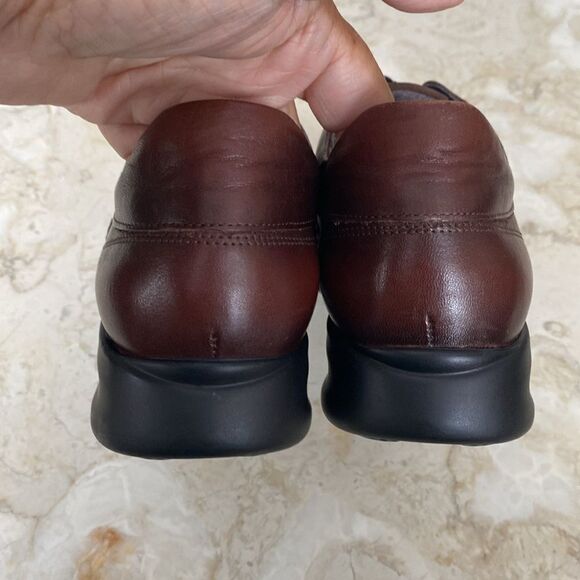 Fluchos Leather Ultra Lightweight Walking Shoes - Picture 12 of 16